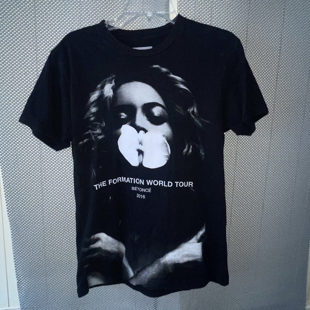 Beyonce Formation World Tour Merch Orchid Tour Date Tee Shirt Sz Small